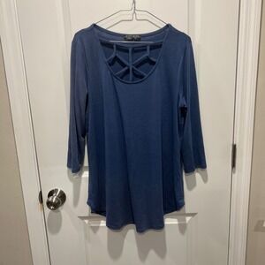 Shop Basic USA Blue Lattice Neck 3/4 Sleeve Tunic Top XL